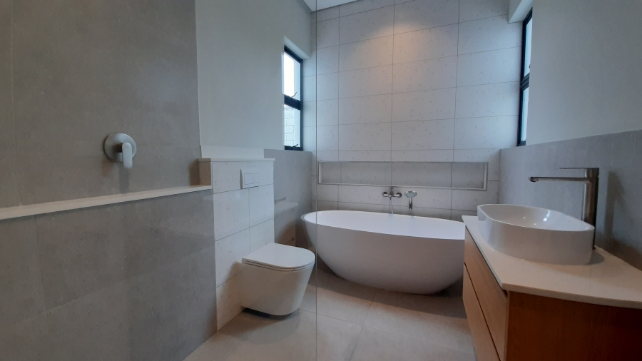 To Let 4 Bedroom Property for Rent in Springvale Country Estate KwaZulu-Natal