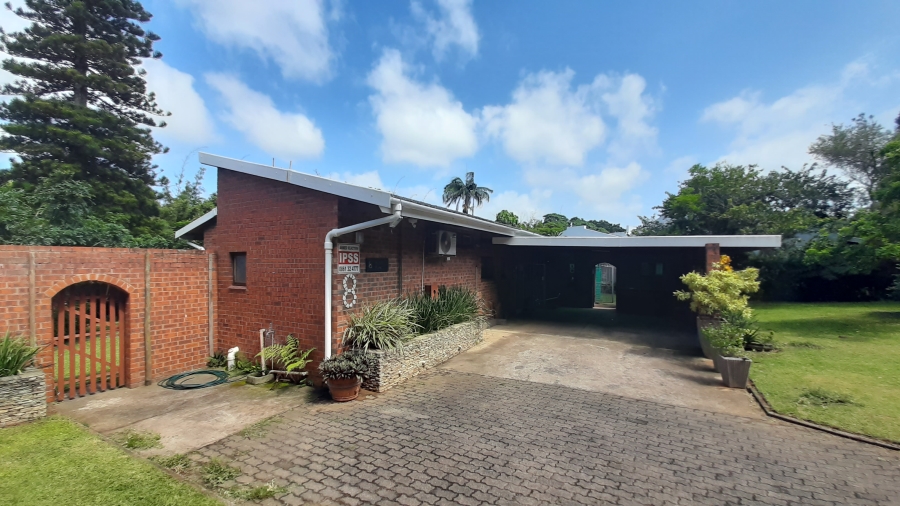 3 Bedroom Property for Sale in Salt Rock KwaZulu-Natal