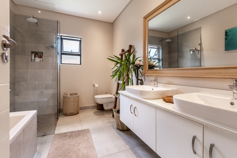 3 Bedroom Property for Sale in Brettenwood Coastal Estate KwaZulu-Natal