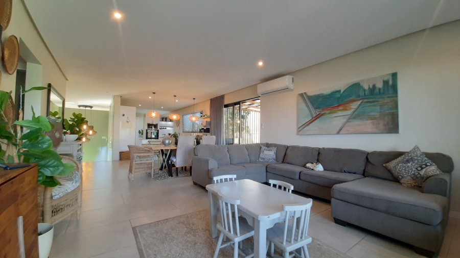 5 Bedroom Property for Sale in Dunkirk Estate KwaZulu-Natal