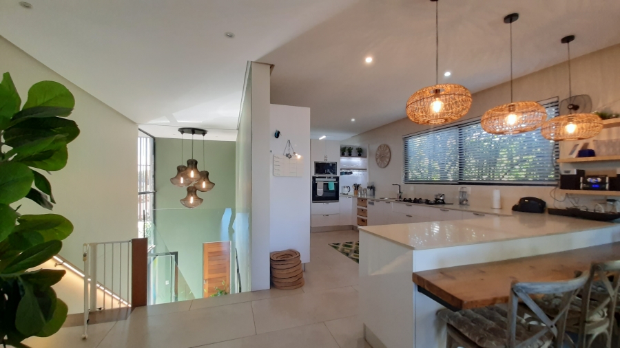 5 Bedroom Property for Sale in Dunkirk Estate KwaZulu-Natal