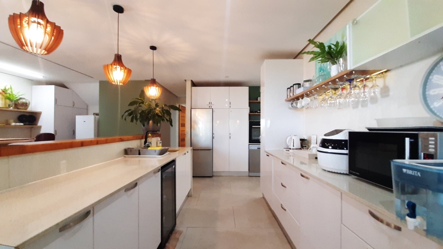 5 Bedroom Property for Sale in Dunkirk Estate KwaZulu-Natal