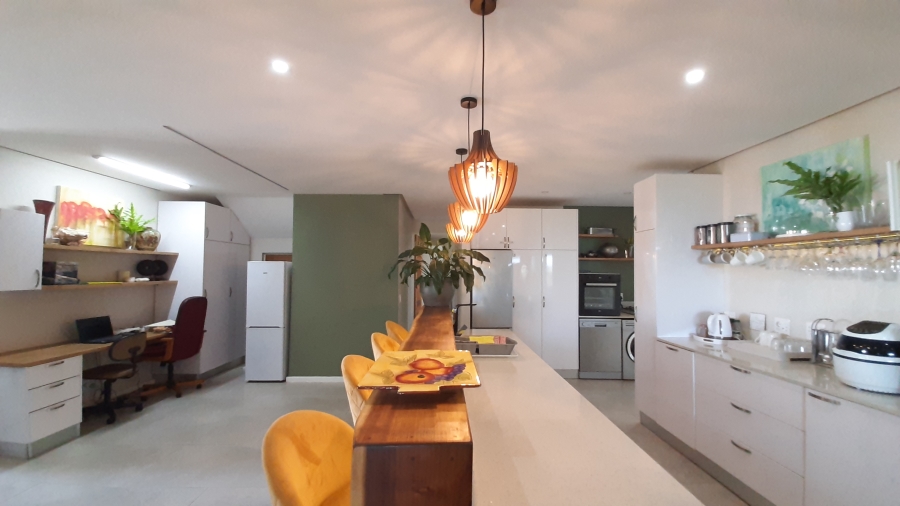 5 Bedroom Property for Sale in Dunkirk Estate KwaZulu-Natal