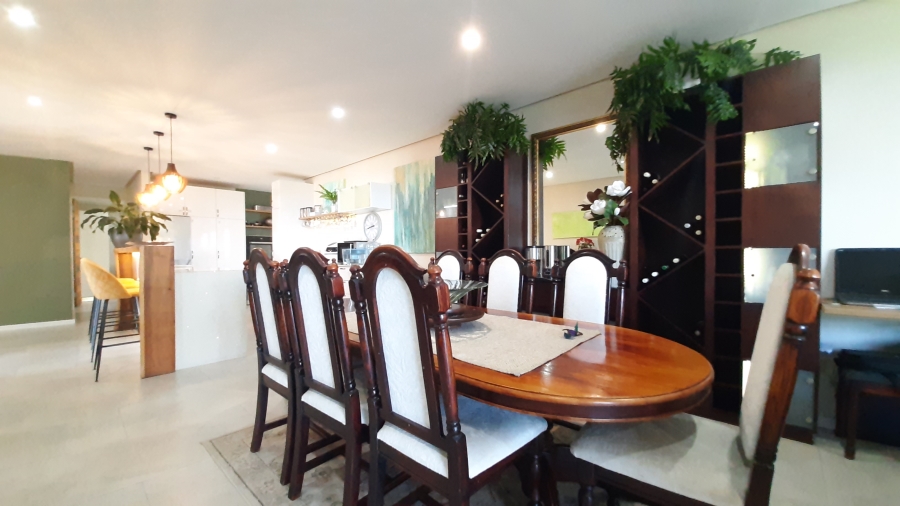 5 Bedroom Property for Sale in Dunkirk Estate KwaZulu-Natal