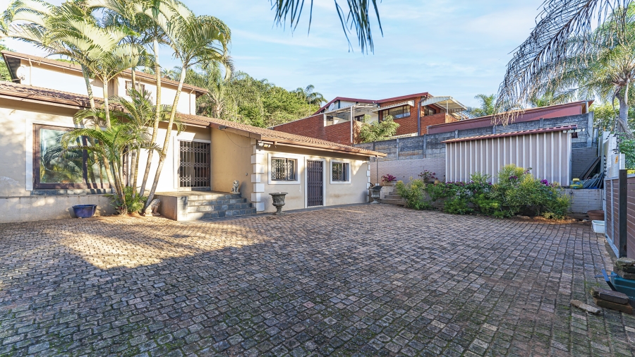 To Let 5 Bedroom Property for Rent in Ballito Central KwaZulu-Natal