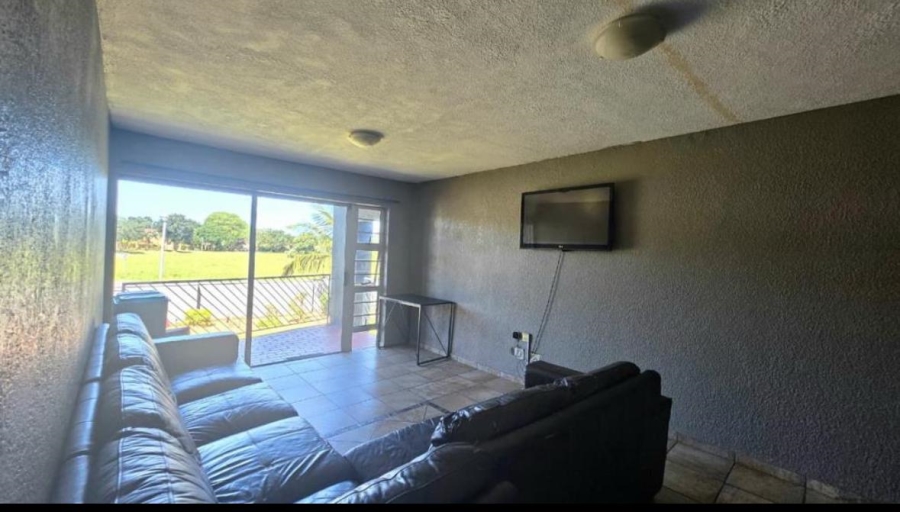 2 Bedroom Property for Sale in Meer En See KwaZulu-Natal