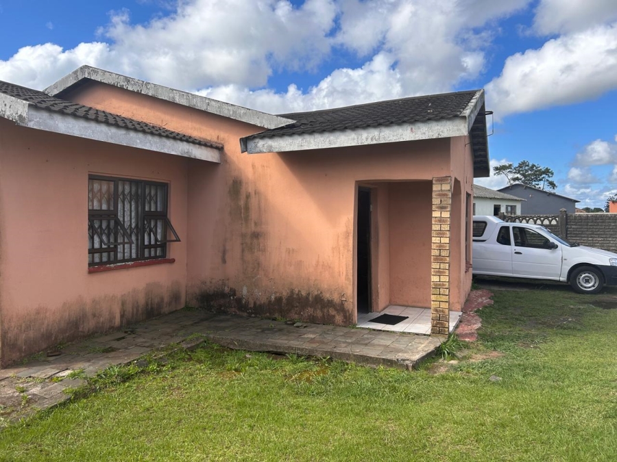 3 Bedroom Property for Sale in Esikhawini KwaZulu-Natal