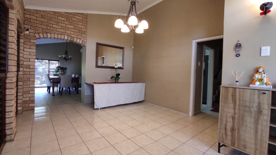 3 Bedroom Property for Sale in Dawncliffe KwaZulu-Natal