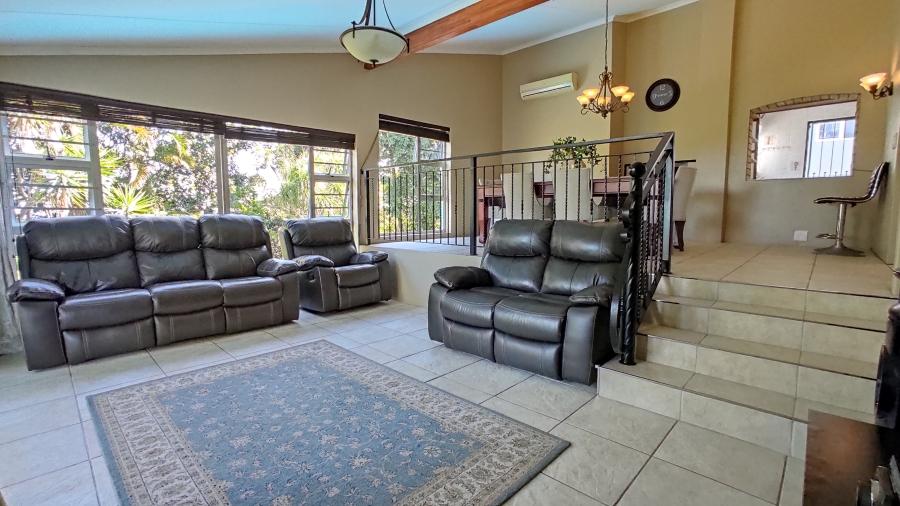 3 Bedroom Property for Sale in Dawncliffe KwaZulu-Natal