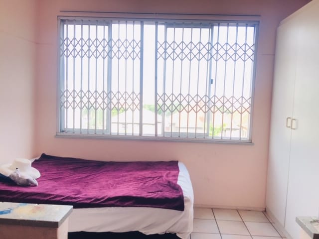 To Let 2 Bedroom Property for Rent in Musgrave KwaZulu-Natal