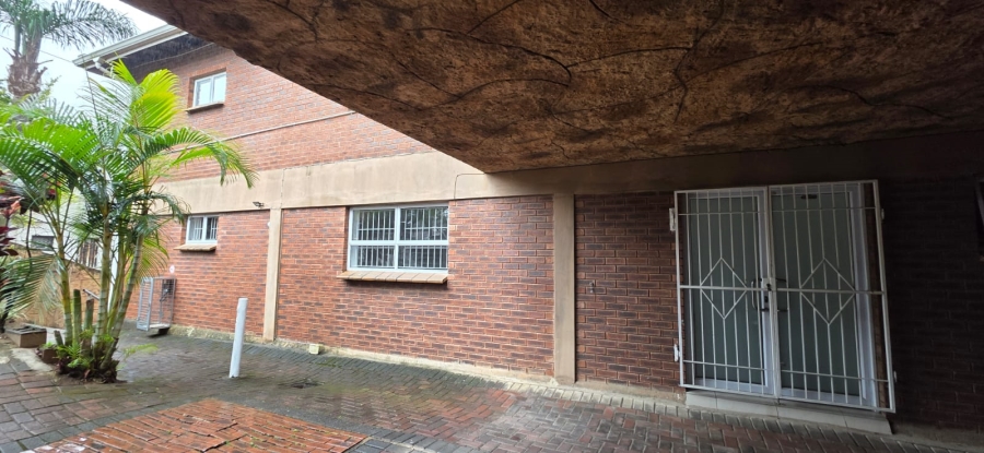 To Let 3 Bedroom Property for Rent in Sherwood KwaZulu-Natal