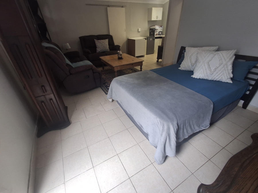 To Let 1 Bedroom Property for Rent in Glen Hills KwaZulu-Natal