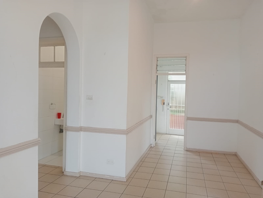 2 Bedroom Property for Sale in Windermere KwaZulu-Natal