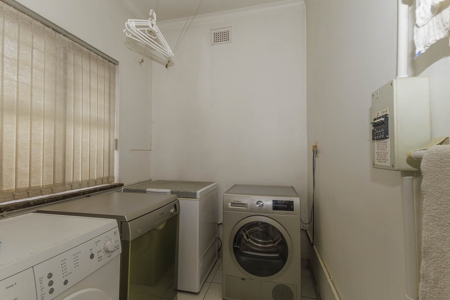 4 Bedroom Property for Sale in Dawncliffe KwaZulu-Natal