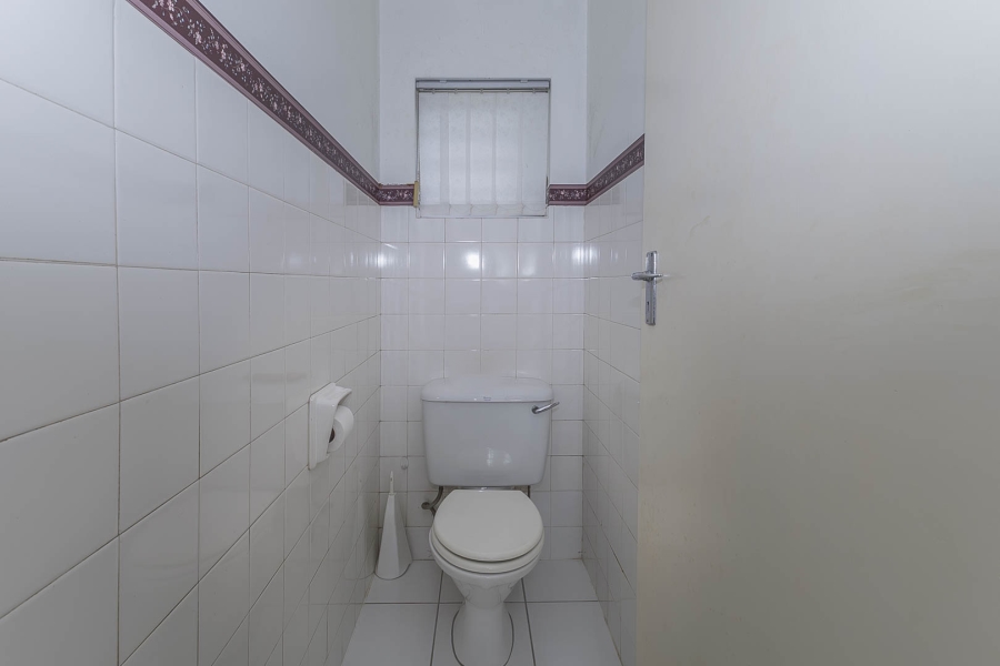 4 Bedroom Property for Sale in Dawncliffe KwaZulu-Natal