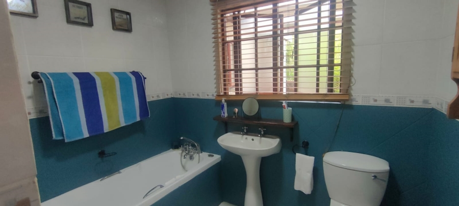 4 Bedroom Property for Sale in Crestview KwaZulu-Natal