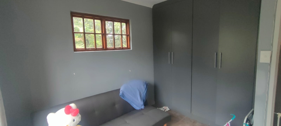 4 Bedroom Property for Sale in Crestview KwaZulu-Natal