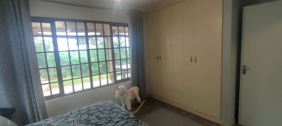 4 Bedroom Property for Sale in Crestview KwaZulu-Natal