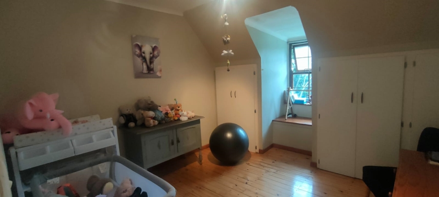 4 Bedroom Property for Sale in Crestview KwaZulu-Natal