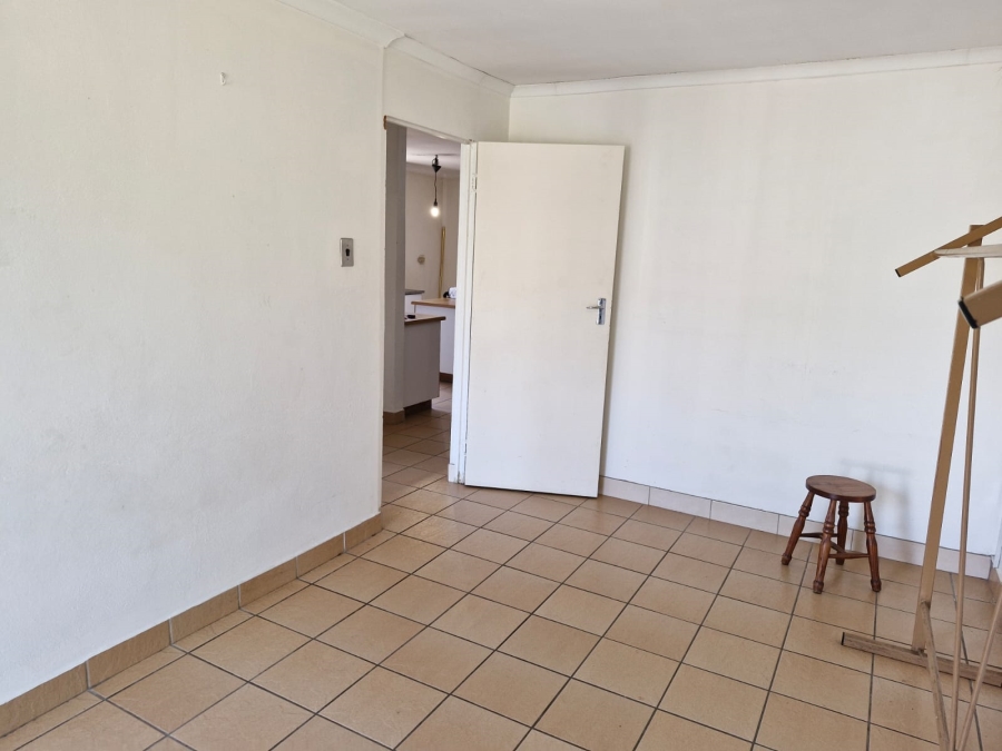 To Let 2 Bedroom Property for Rent in Bellair KwaZulu-Natal