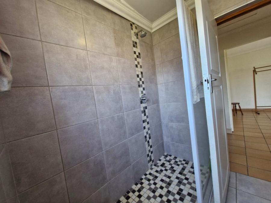 To Let 2 Bedroom Property for Rent in Bellair KwaZulu-Natal