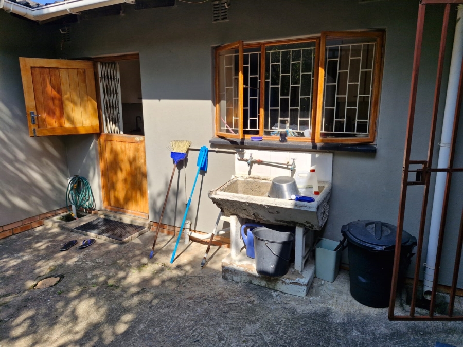 To Let 2 Bedroom Property for Rent in Bellair KwaZulu-Natal