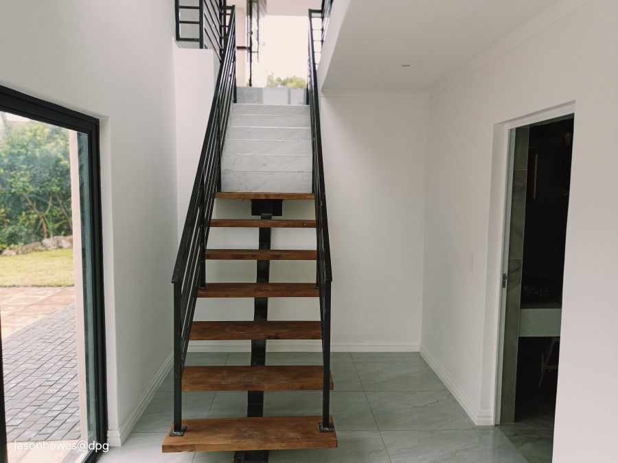 4 Bedroom Property for Sale in Cotswold Downs Estates KwaZulu-Natal