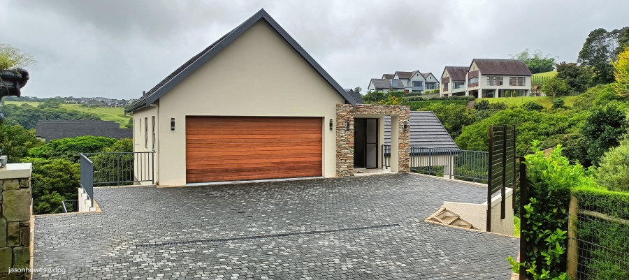 4 Bedroom Property for Sale in Cotswold Downs Estates KwaZulu-Natal