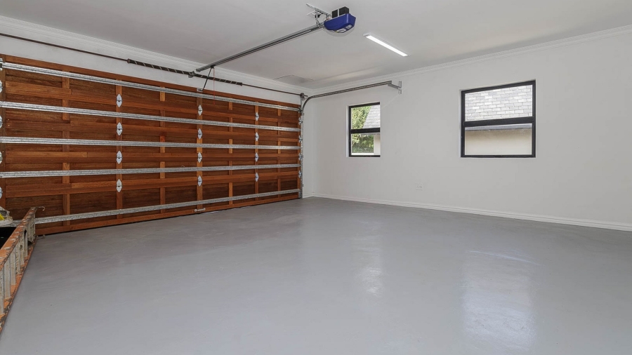 4 Bedroom Property for Sale in Cotswold Downs Estates KwaZulu-Natal