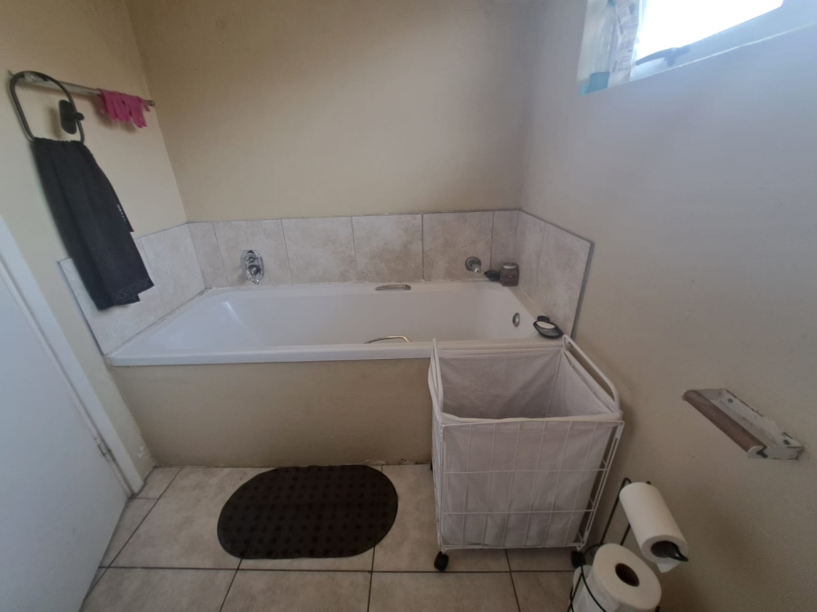 1 Bedroom Property for Sale in Caversham Glen KwaZulu-Natal