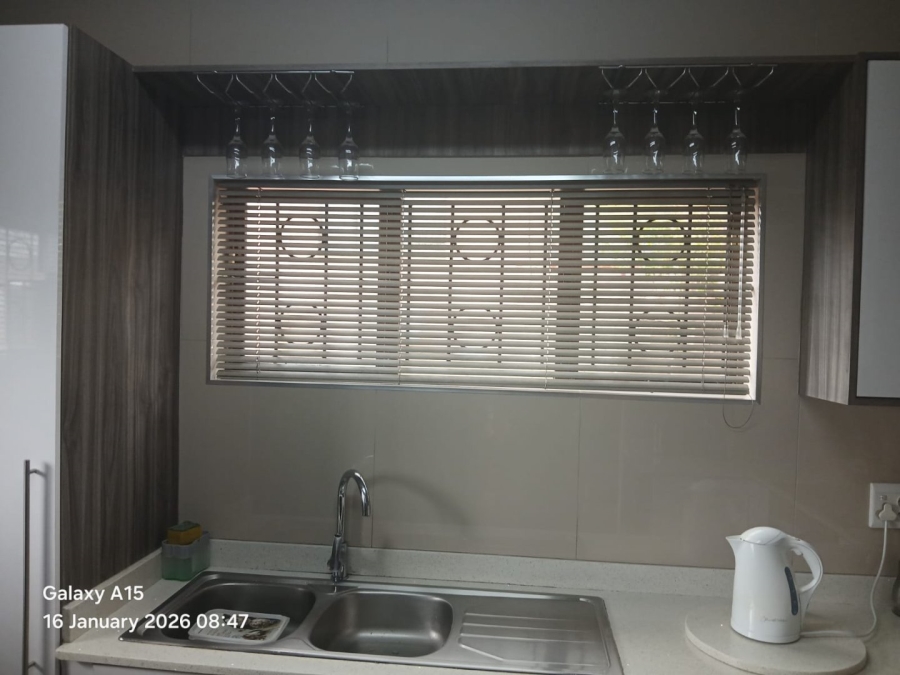 4 Bedroom Property for Sale in Burlington Heights KwaZulu-Natal