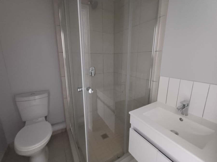 To Let 2 Bedroom Property for Rent in Emberton Estate KwaZulu-Natal