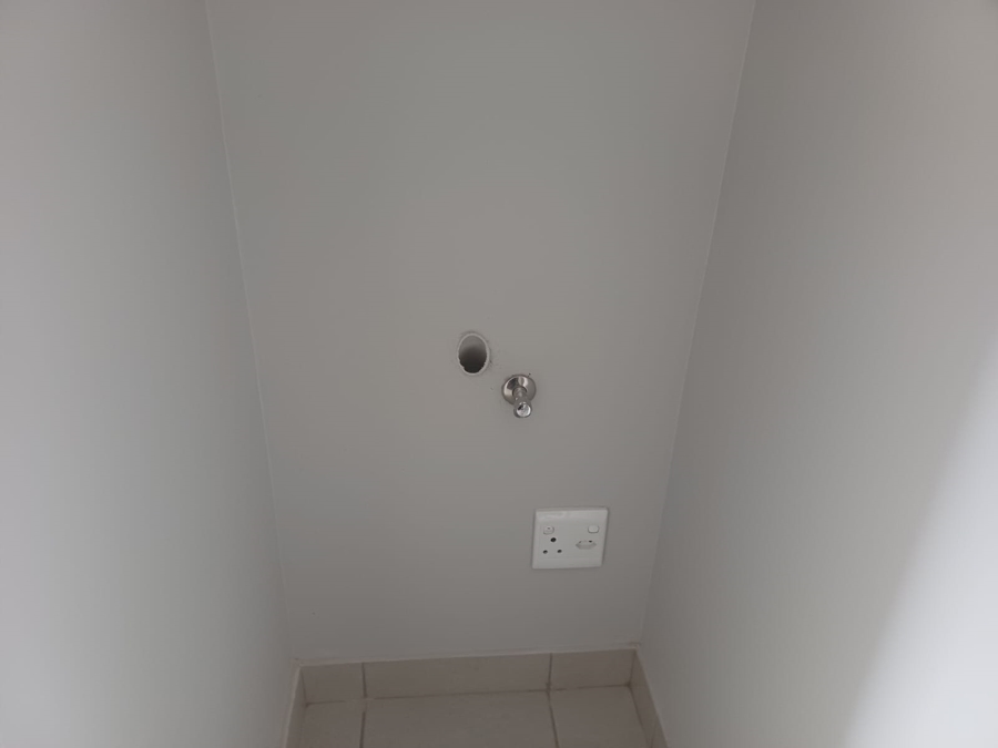 To Let 2 Bedroom Property for Rent in Emberton Estate KwaZulu-Natal