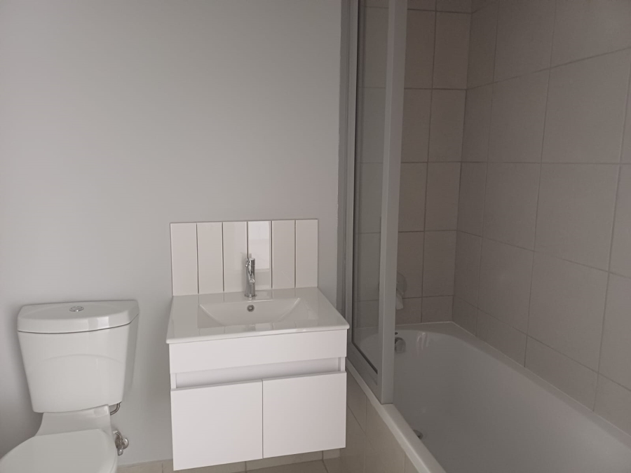 To Let 2 Bedroom Property for Rent in Emberton Estate KwaZulu-Natal