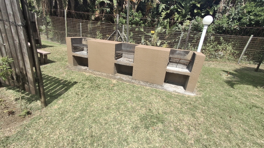 2 Bedroom Property for Sale in Palm Beach KwaZulu-Natal