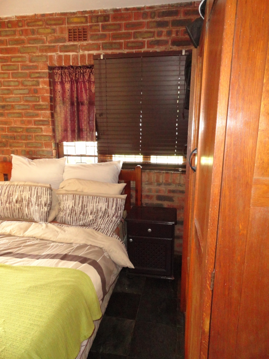 To Let 1 Bedroom Property for Rent in Durban North KwaZulu-Natal