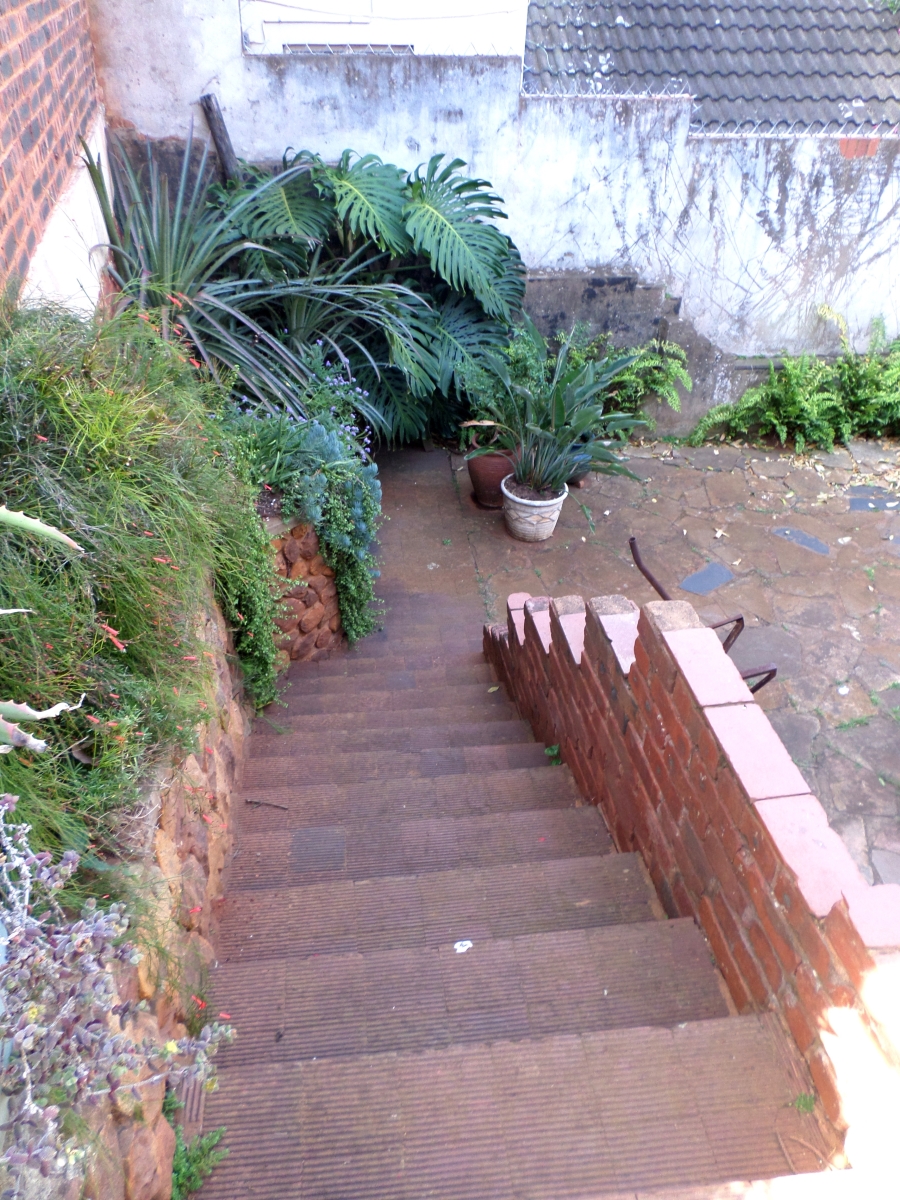 To Let 1 Bedroom Property for Rent in Durban North KwaZulu-Natal