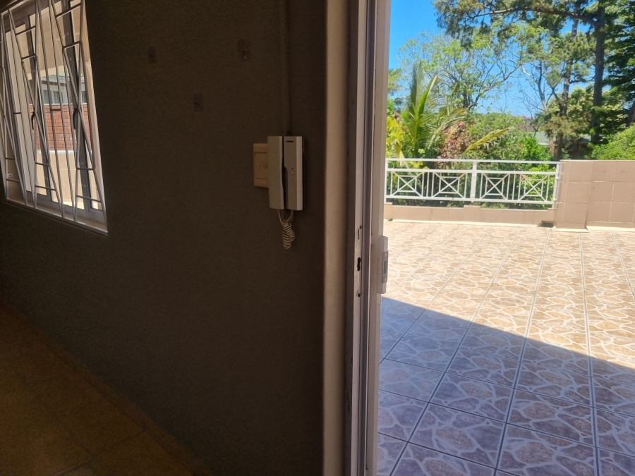 To Let 2 Bedroom Property for Rent in Mount Edgecombe KwaZulu-Natal