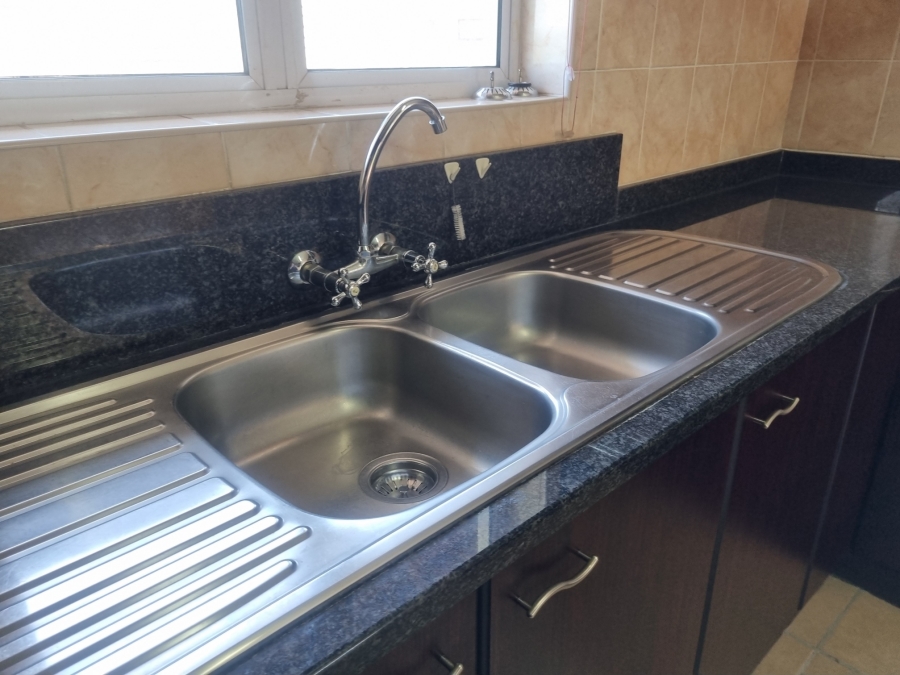 To Let 2 Bedroom Property for Rent in Mount Edgecombe KwaZulu-Natal