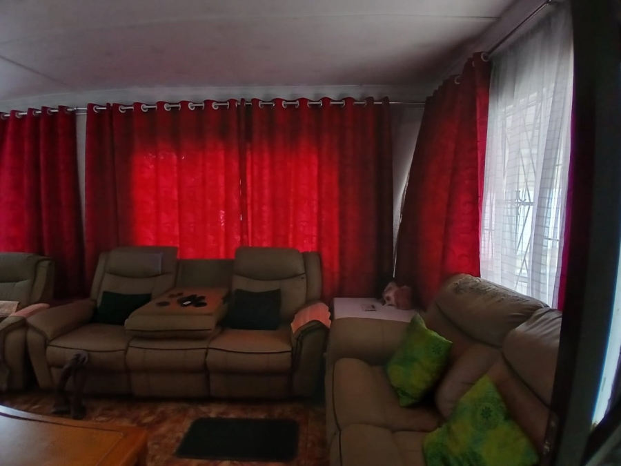 3 Bedroom Property for Sale in Brookdale KwaZulu-Natal