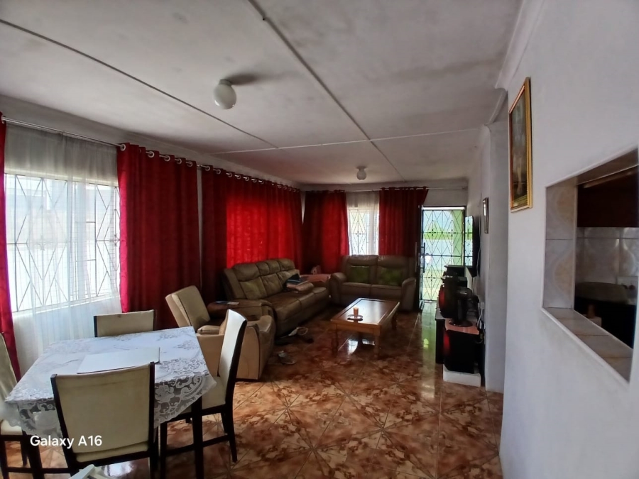 3 Bedroom Property for Sale in Brookdale KwaZulu-Natal