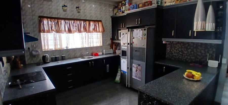 To Let 3 Bedroom Property for Rent in Hillary KwaZulu-Natal