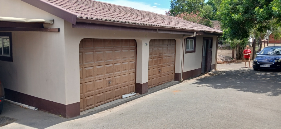 To Let 3 Bedroom Property for Rent in Hillary KwaZulu-Natal
