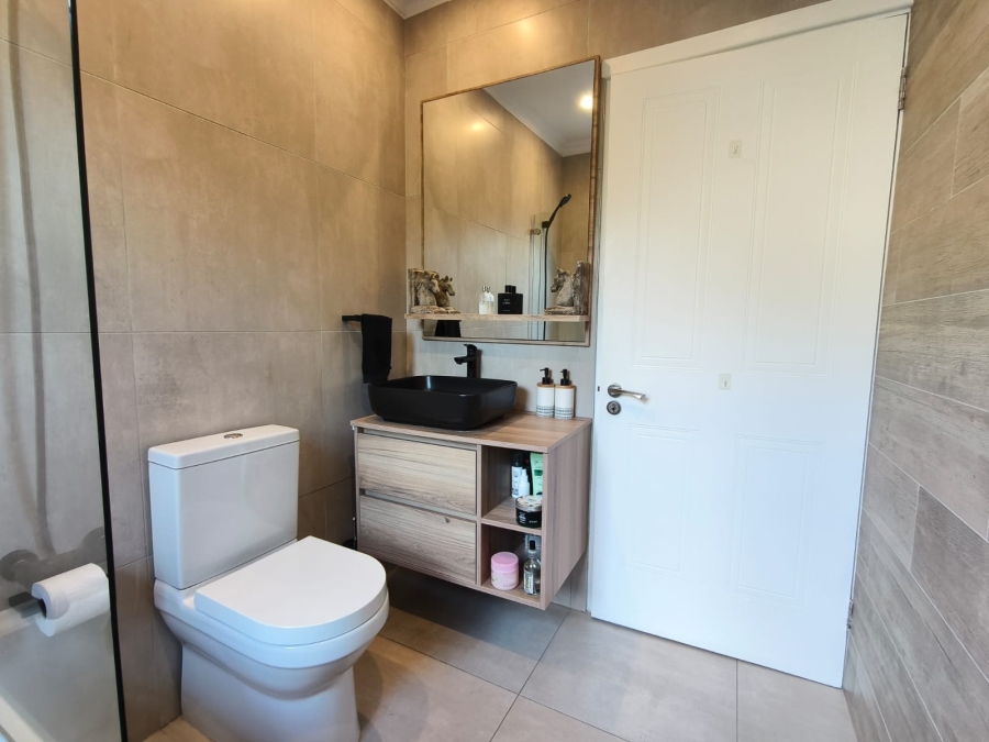 3 Bedroom Property for Sale in Shortens Country Estate KwaZulu-Natal