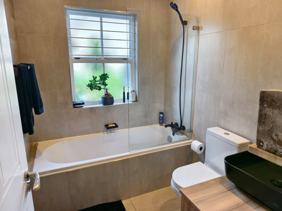 3 Bedroom Property for Sale in Shortens Country Estate KwaZulu-Natal