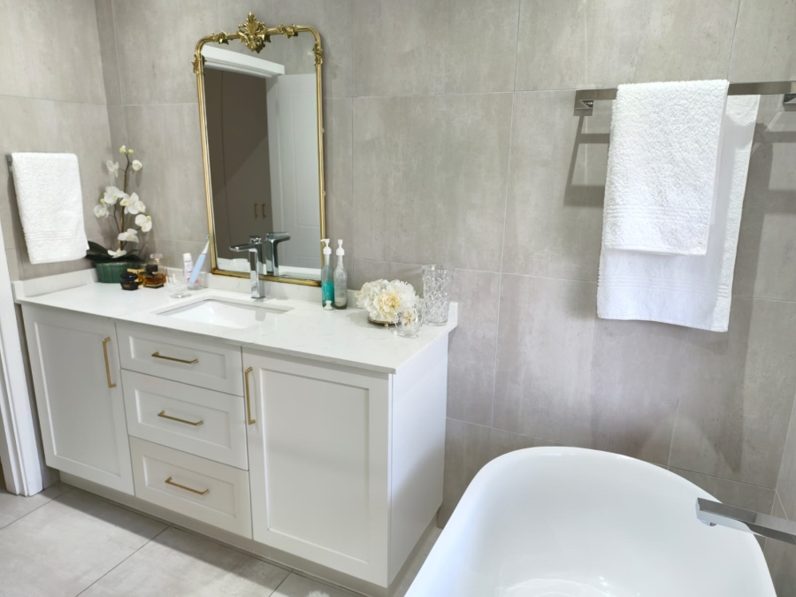 3 Bedroom Property for Sale in Shortens Country Estate KwaZulu-Natal