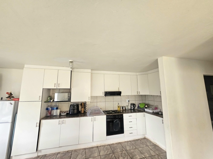 To Let 2 Bedroom Property for Rent in Ocean View KwaZulu-Natal