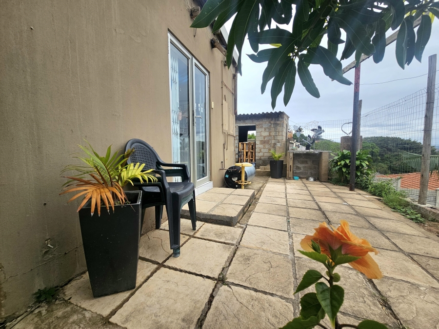 To Let 1 Bedroom Property for Rent in Brighton Beach KwaZulu-Natal