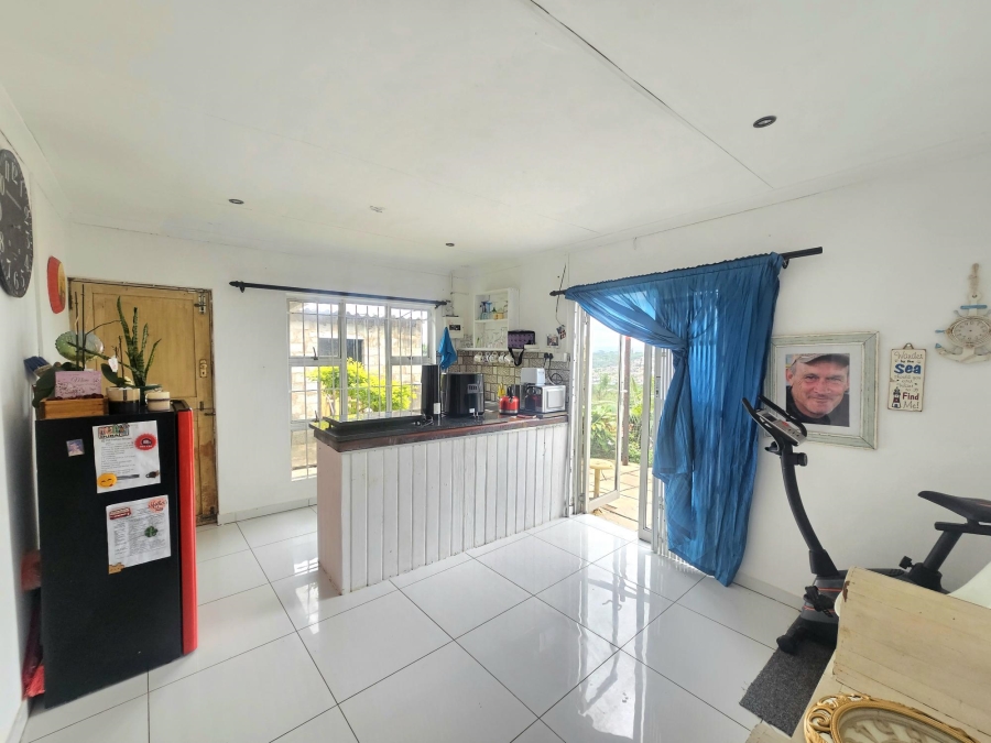 To Let 1 Bedroom Property for Rent in Brighton Beach KwaZulu-Natal