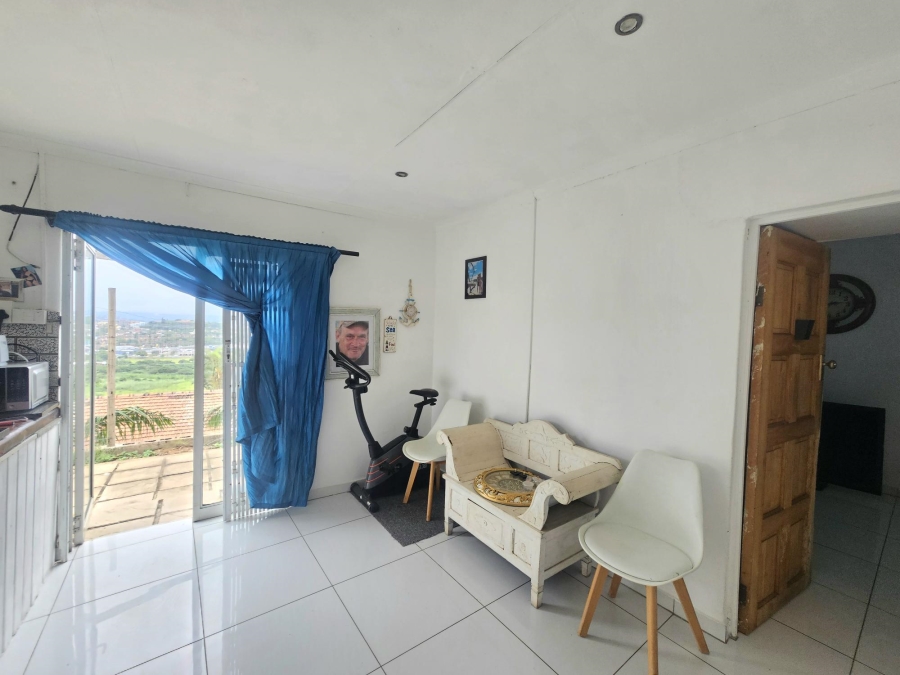 To Let 1 Bedroom Property for Rent in Brighton Beach KwaZulu-Natal